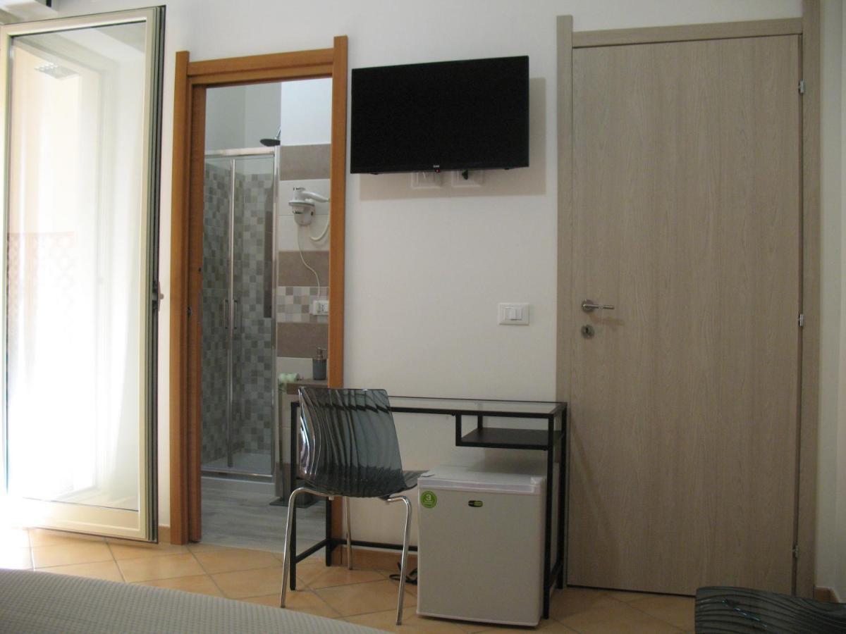 Bed&Bed Tommaso Fazzello Only Rooms Taormina Exterior photo